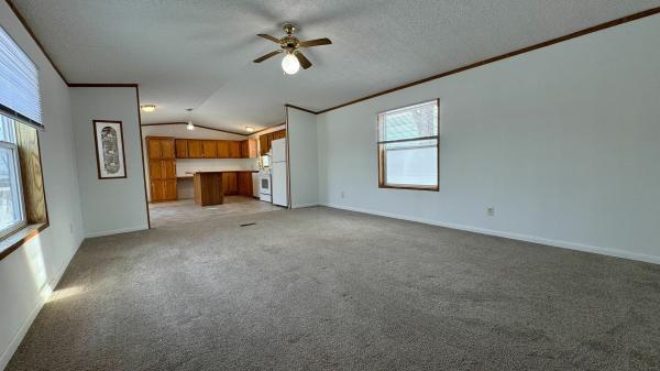 2001 Fairmont Mobile Home