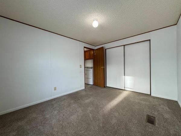 2001 Fairmont Mobile Home