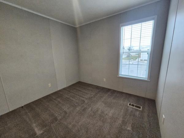 2021 Redman Advantage II  Home