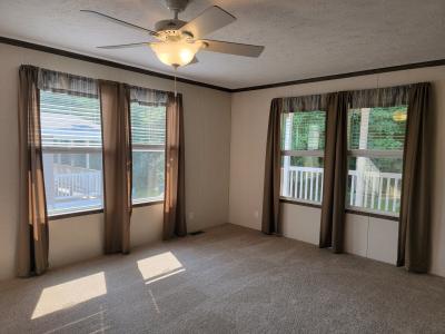 Photo 4 of 6 of home located at 148 Apollo Flushing, MI 48433