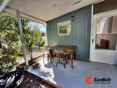 Photo 5 of 17 of home located at 13 Rose Drive Mount Dora, FL 32757