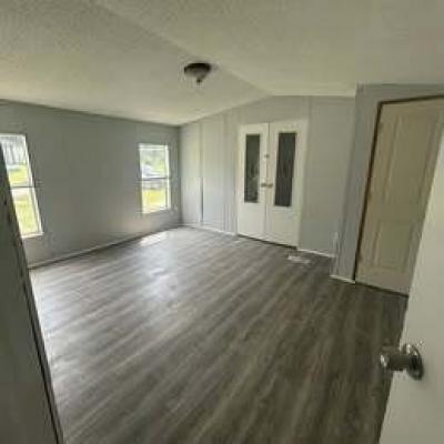 Photo 4 of 6 of home located at 5045 Nadlie Mount Morris, MI 48458