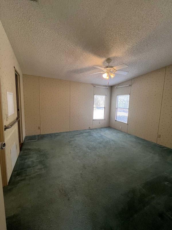 1988 Fleetwood Manufactured Home