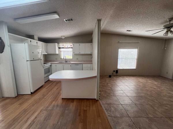 1988 Fleetwood Manufactured Home