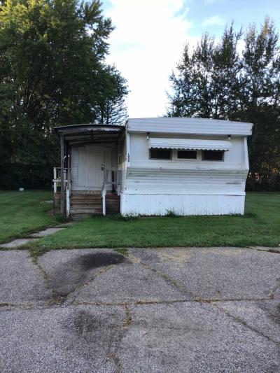 Mobile Home at 1009 Spruce Mount Morris, MI 48458