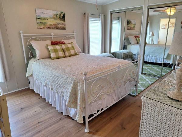 1988 Home of Merit Mobile Home