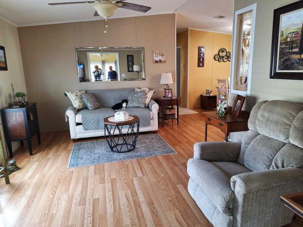 1988 Home of Merit Mobile Home