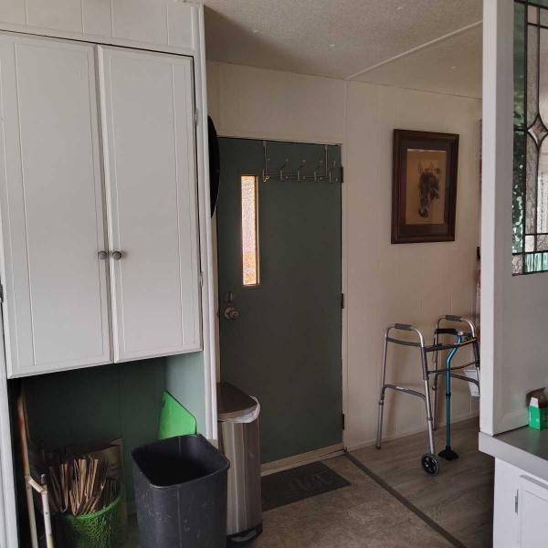 1977 Corinthin Manufactured Home