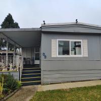 1977 Corinthin Manufactured Home