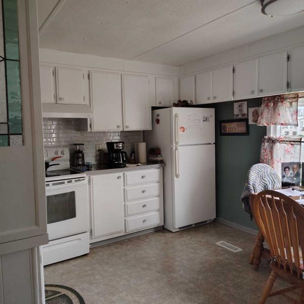 1977 Corinthin Manufactured Home