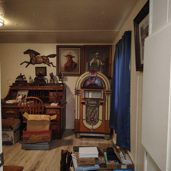 1977 Corinthin Manufactured Home