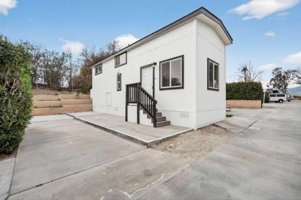 2026 Champion Home Shore park SHPK _ 06DL Mobile Home