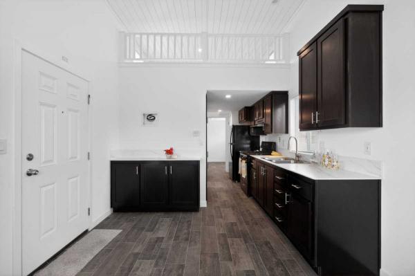 2026 Champion Home Shore park SHPK _ 06DL Mobile Home