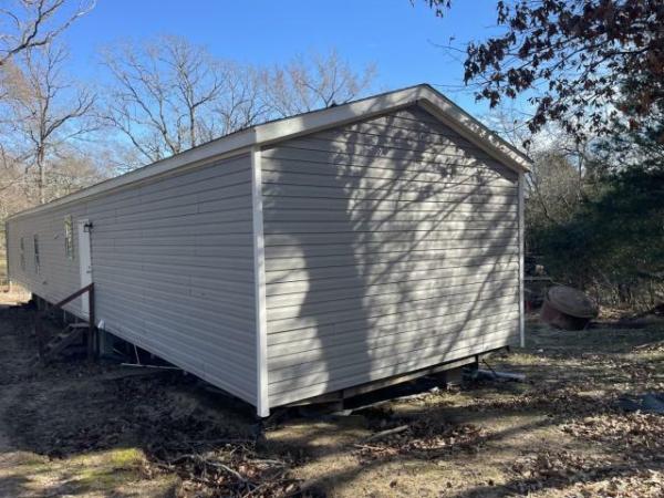 Photo 1 of 2 of home located at 1373 Acr 425 Palestine, TX 75803