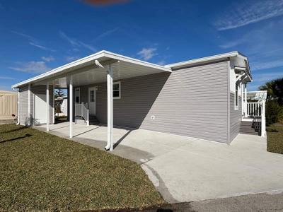 Photo 2 of 8 of home located at 680 Plumgrove Road Lot #C237 Melbourne, FL 32901