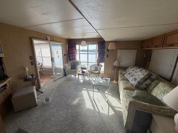 1982 AMEB 9PE0825C1012248 Mobile Home