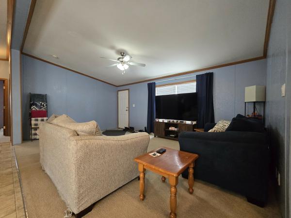 2005 Skyline 7712 Mobile Home