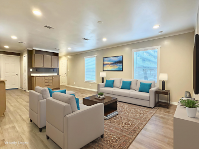 Photo 2 of 24 of home located at 109 Janice #Ja109 Conroe, TX 77301