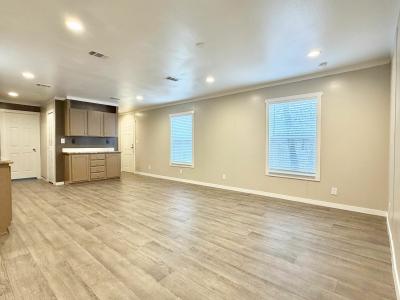 Photo 3 of 24 of home located at 109 Janice #Ja109 Conroe, TX 77301