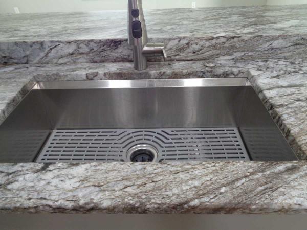 1982 TWIN Manufactured Home