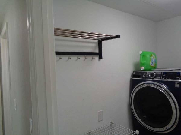 1982 TWIN Manufactured Home