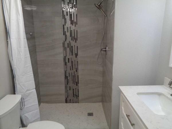 1982 TWIN Manufactured Home