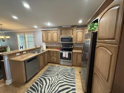 Photo 5 of 20 of home located at 24300 Airport Rd. #31 Punta Gorda, FL 33950