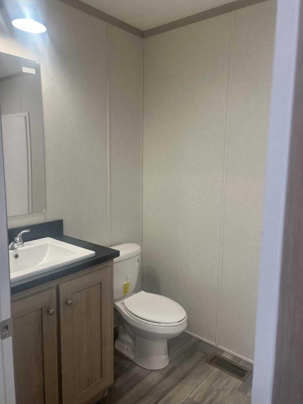 2025 Clayton Adrenaline 7616-4200 Mobile Home