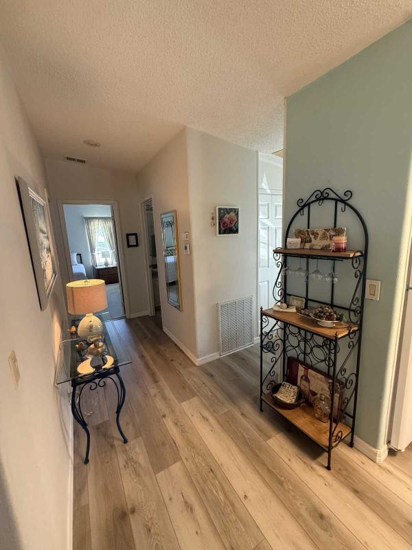 2000 Merit Manufactured Home