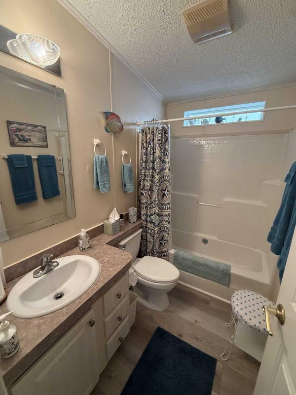 2000 Merit Manufactured Home