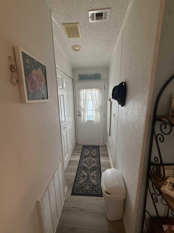 2000 Merit Manufactured Home