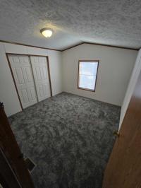 2005 Hollypark Mobile Home