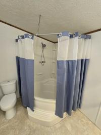 2005 Hollypark Mobile Home