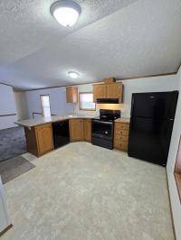 2005 Hollypark Mobile Home