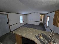 2005 Hollypark Mobile Home