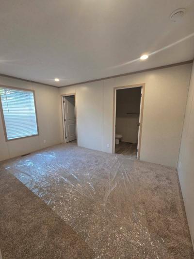 Photo 4 of 8 of home located at 219 White Oak Dr, #219Whi Morton, IL 61550