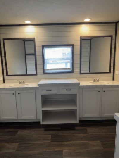 Photo 2 of 11 of home located at 1640 Gale Dr Azle, TX 76020