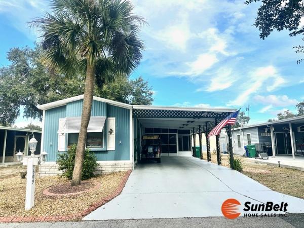 Photo 1 of 2 of home located at 609 Dogwood Circle Wildwood, FL 34785