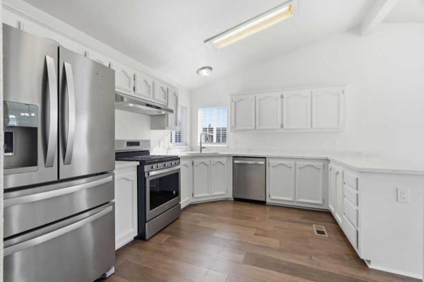 1998 Silvercrest Manufactured Home