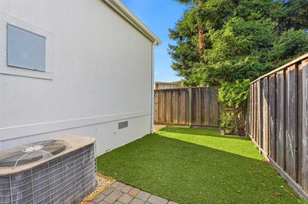 1998 Silvercrest Manufactured Home