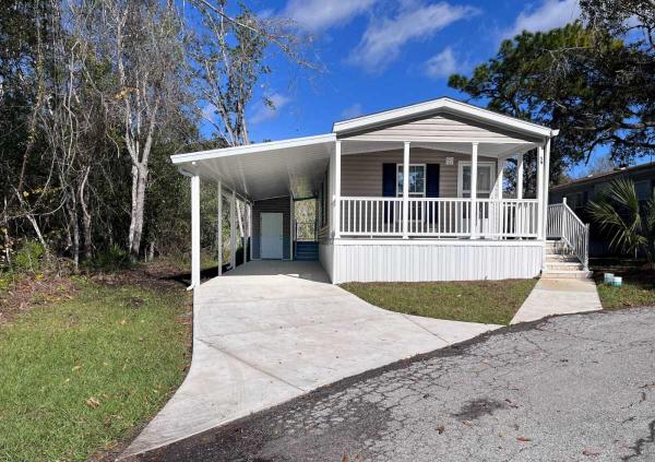 Photo 1 of 2 of home located at 5700 S Oakridge Drive, Lot 56 Homosassa, FL 34448