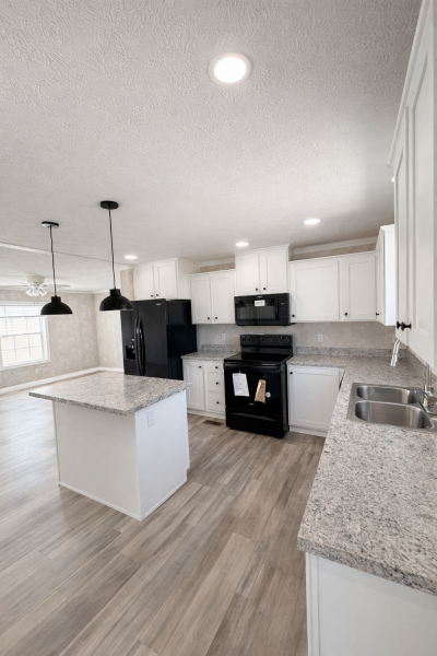 Photo 4 of 24 of home located at 4000 E 134th Street #1001 Chicago, IL 60633