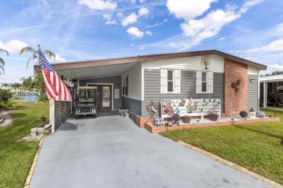 Photo 3 of 7 of home located at 7000 20th St Lot 915 Vero Beach, FL 32966