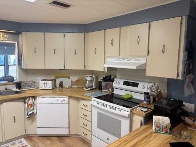 Photo 3 of 8 of home located at 27 Rickert Dr Lake Placid, FL 33852