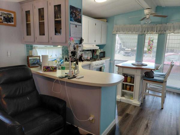 1986 Manufactured Home