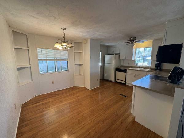 1982 BROO HS Mobile Home