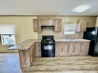 Photo 2 of 15 of home located at 8001 Hamilton Ave Lot #82 Cincinnati, OH 45231