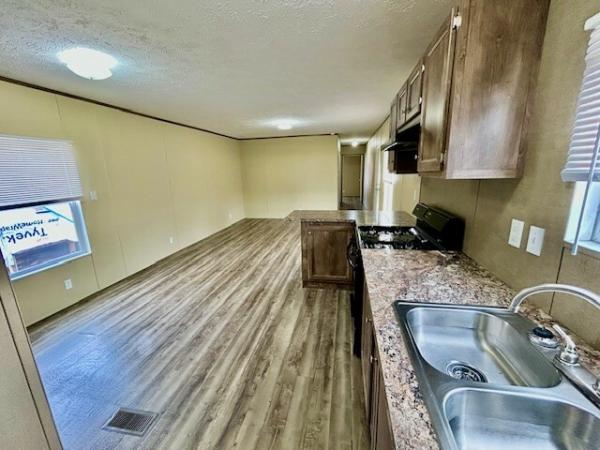 2018 Clayton Homes Blazer Extreme Manufactured Home