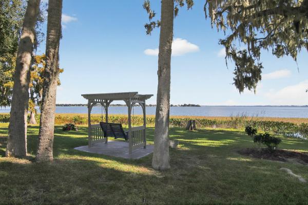 1968 Skyline Manufactured Home