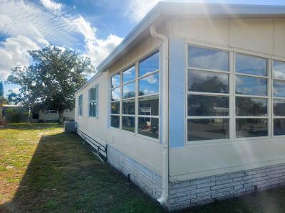 Photo 3 of 17 of home located at 3000 Us Hwy 17/92 W, Lot #60 Haines City, FL 33844